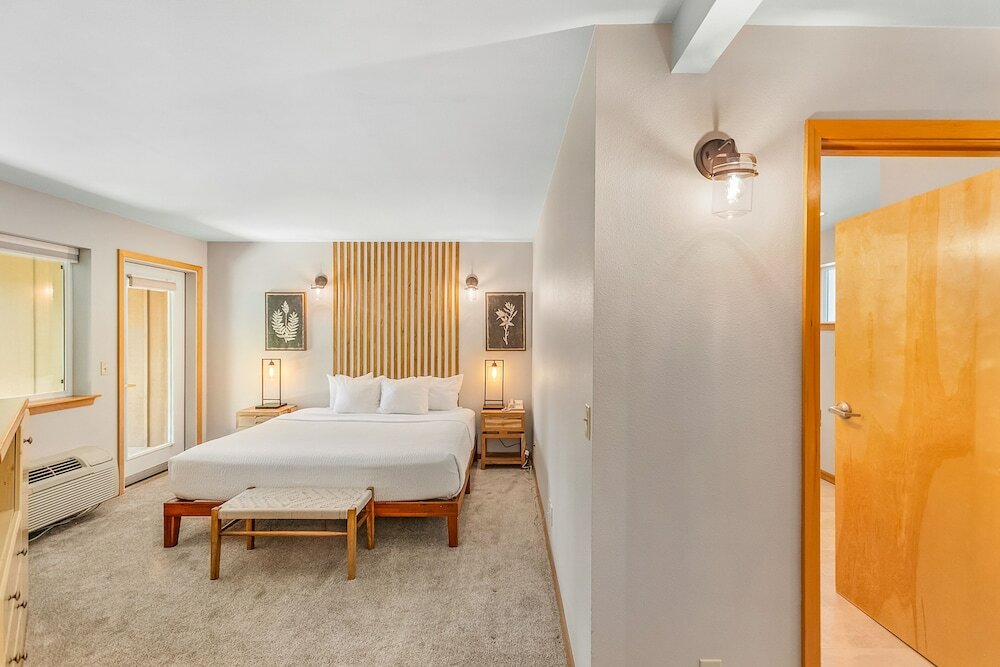 Фото Dasha's Snowboard Track - Icicle Village