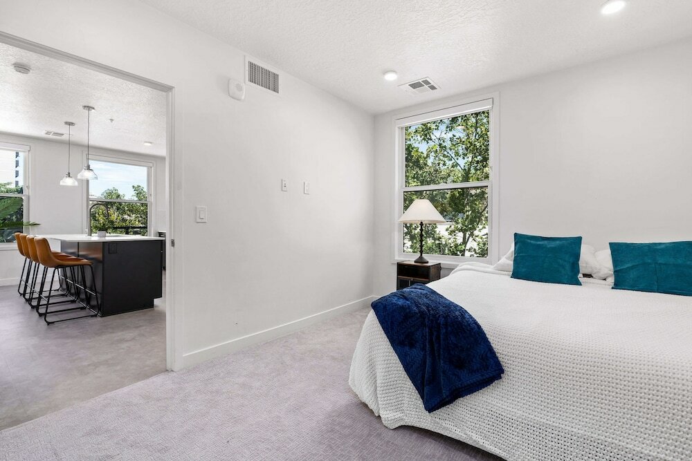 Фото Luxury Apartment in Salt Lake City