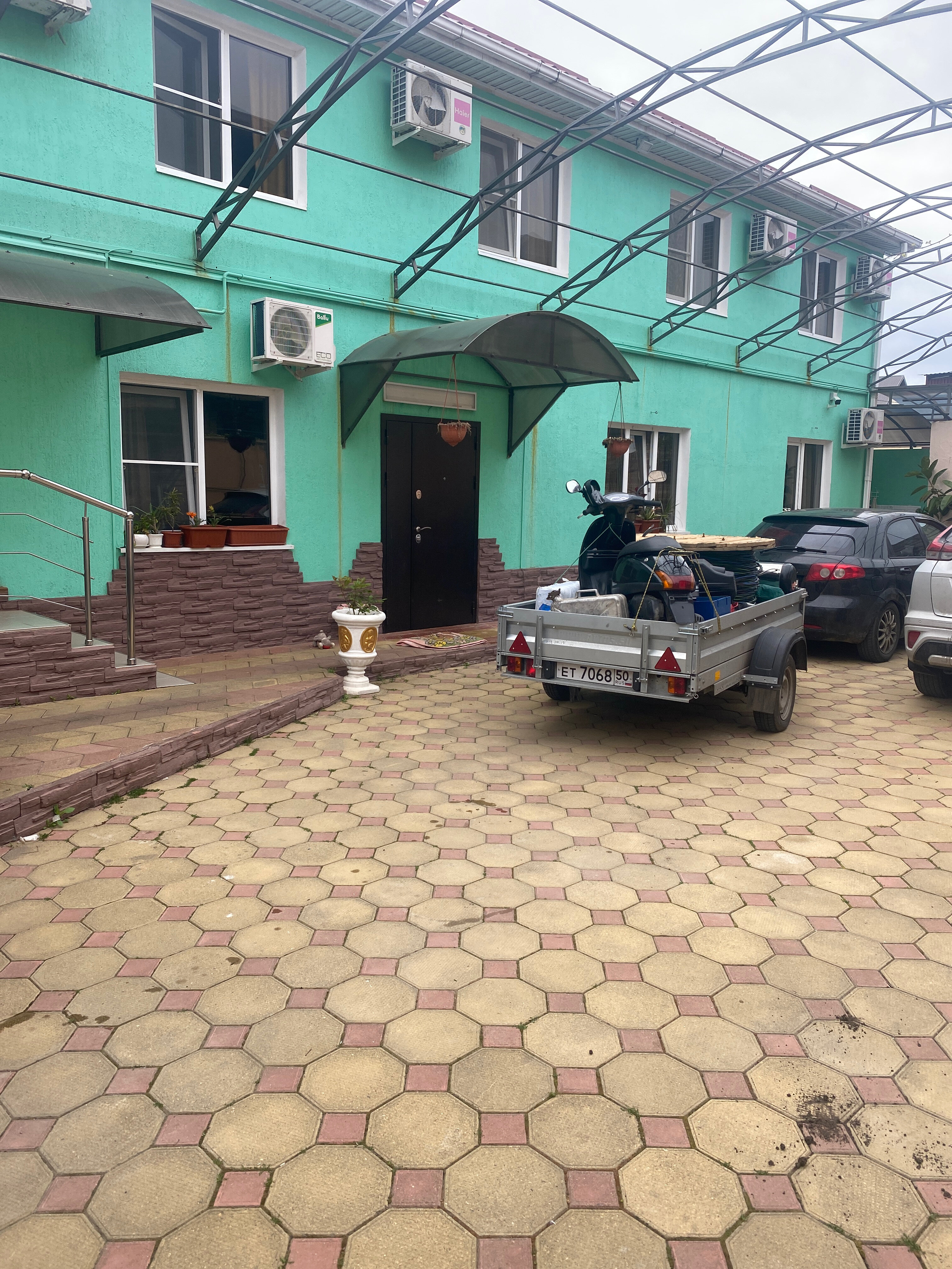 Фото отеля 1