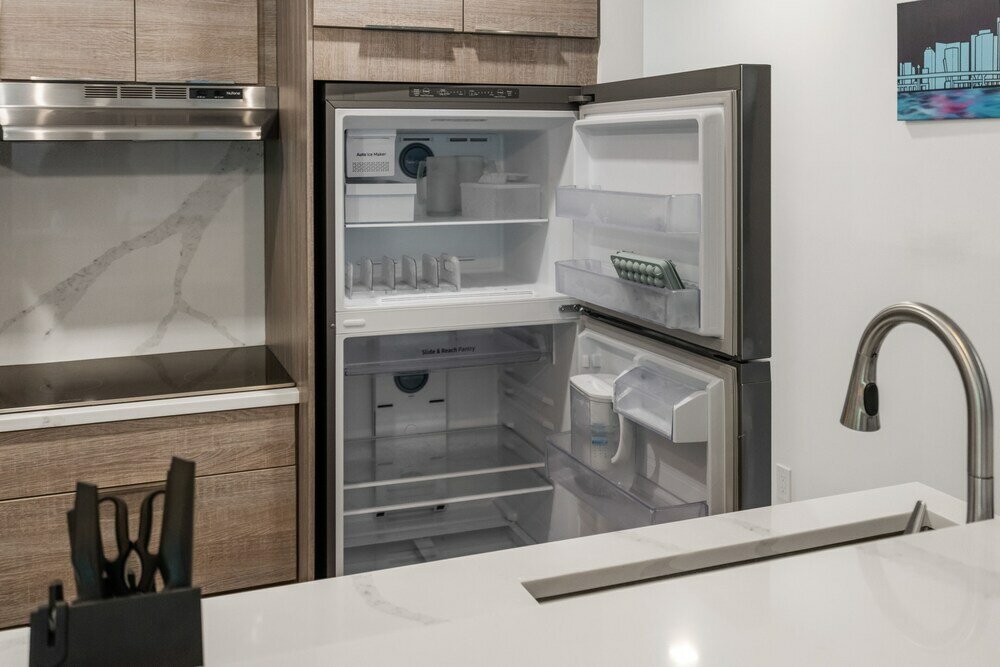 Фото Lauderdale 1 Bedroom Lux by Opus