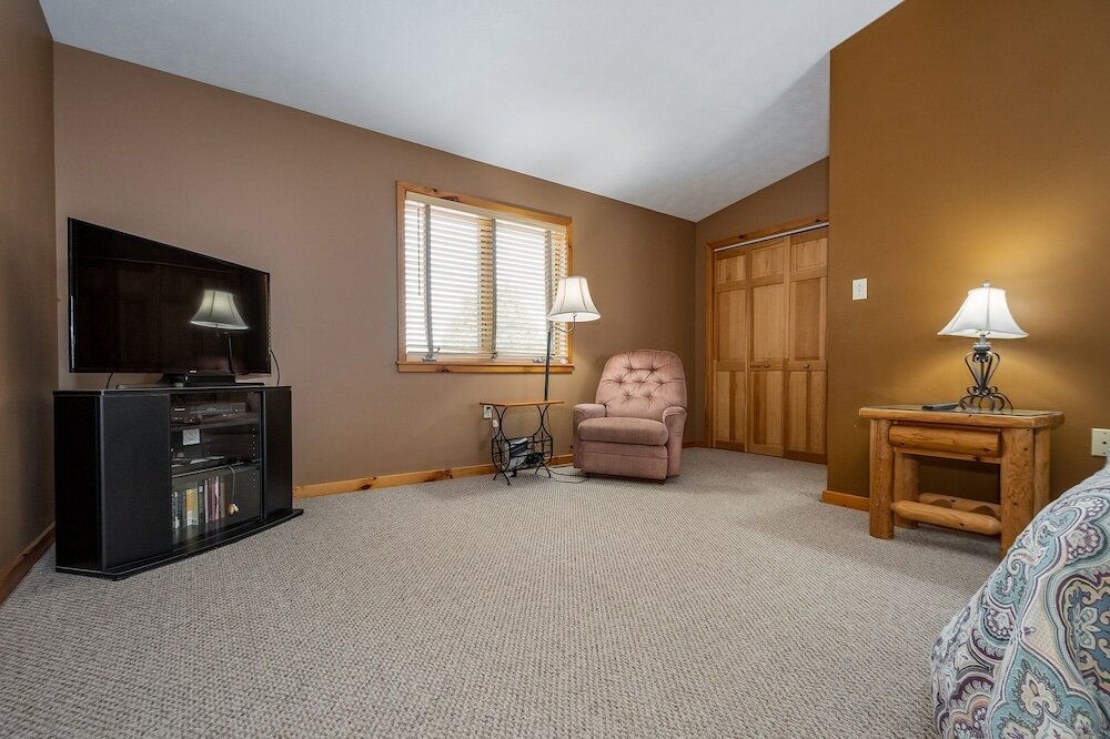 Фото Almost Paradise