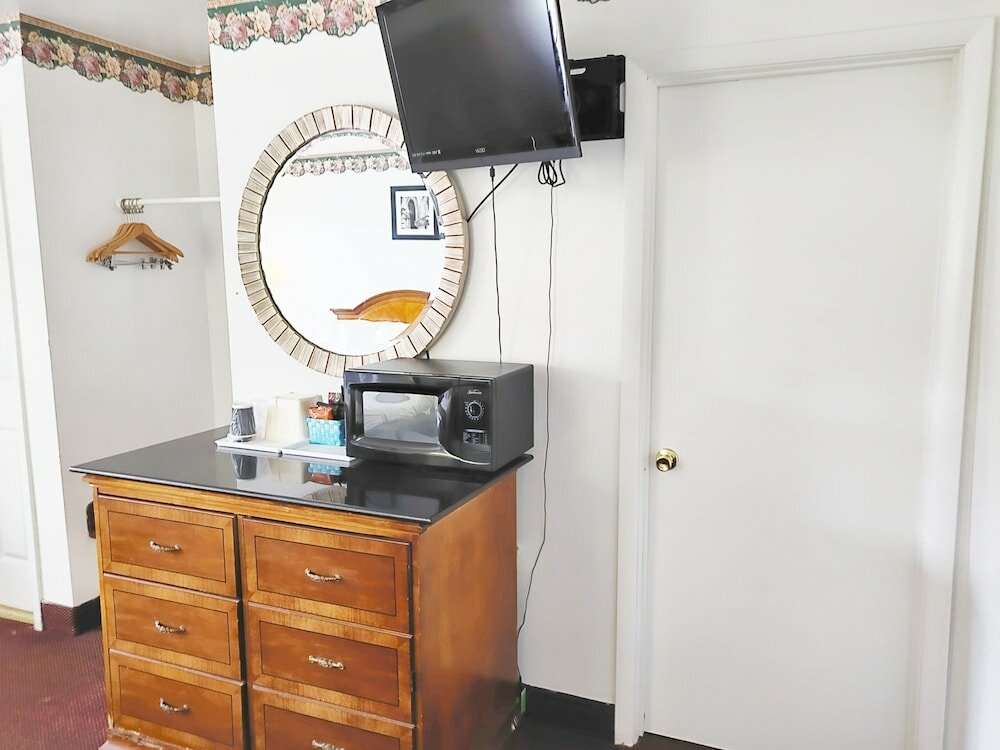 Фото Countryside Inn