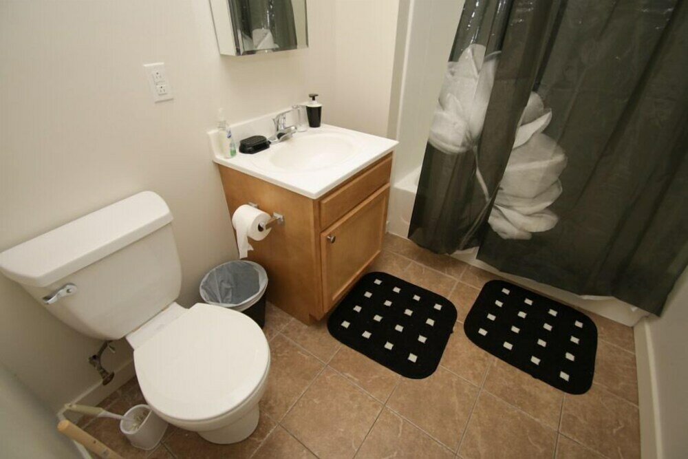 Фото Renaissance Properties - 15 & Chestnut