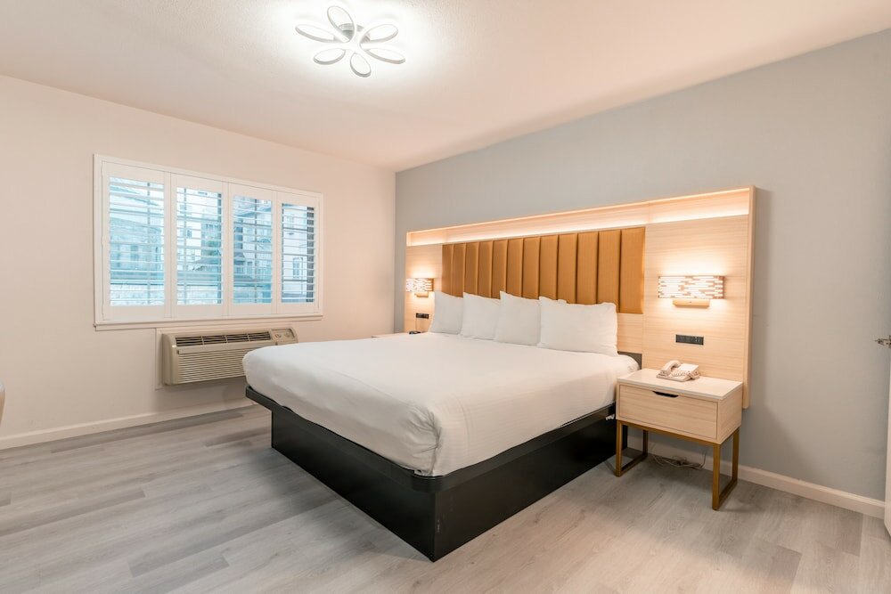 Фото Inn on Broadway