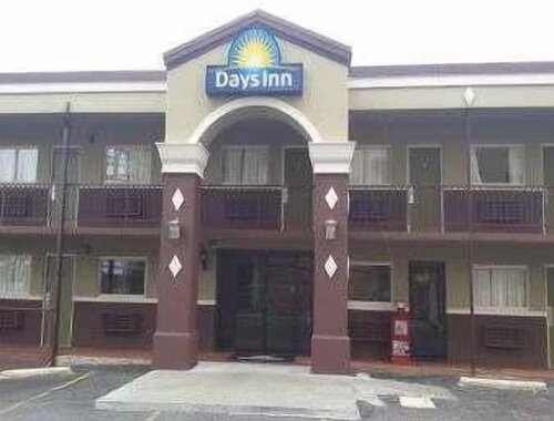 Гостиница Days Inn by Wyndham Hot Springs