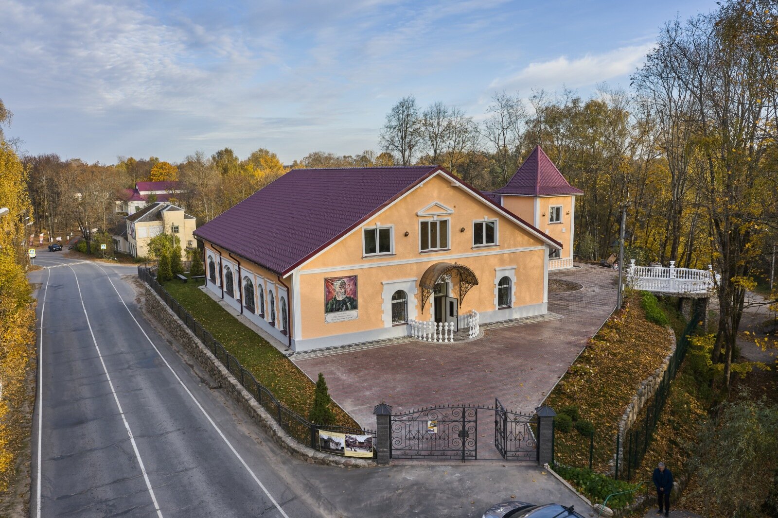 Фото Дом друзей Саввы Ямщикова
