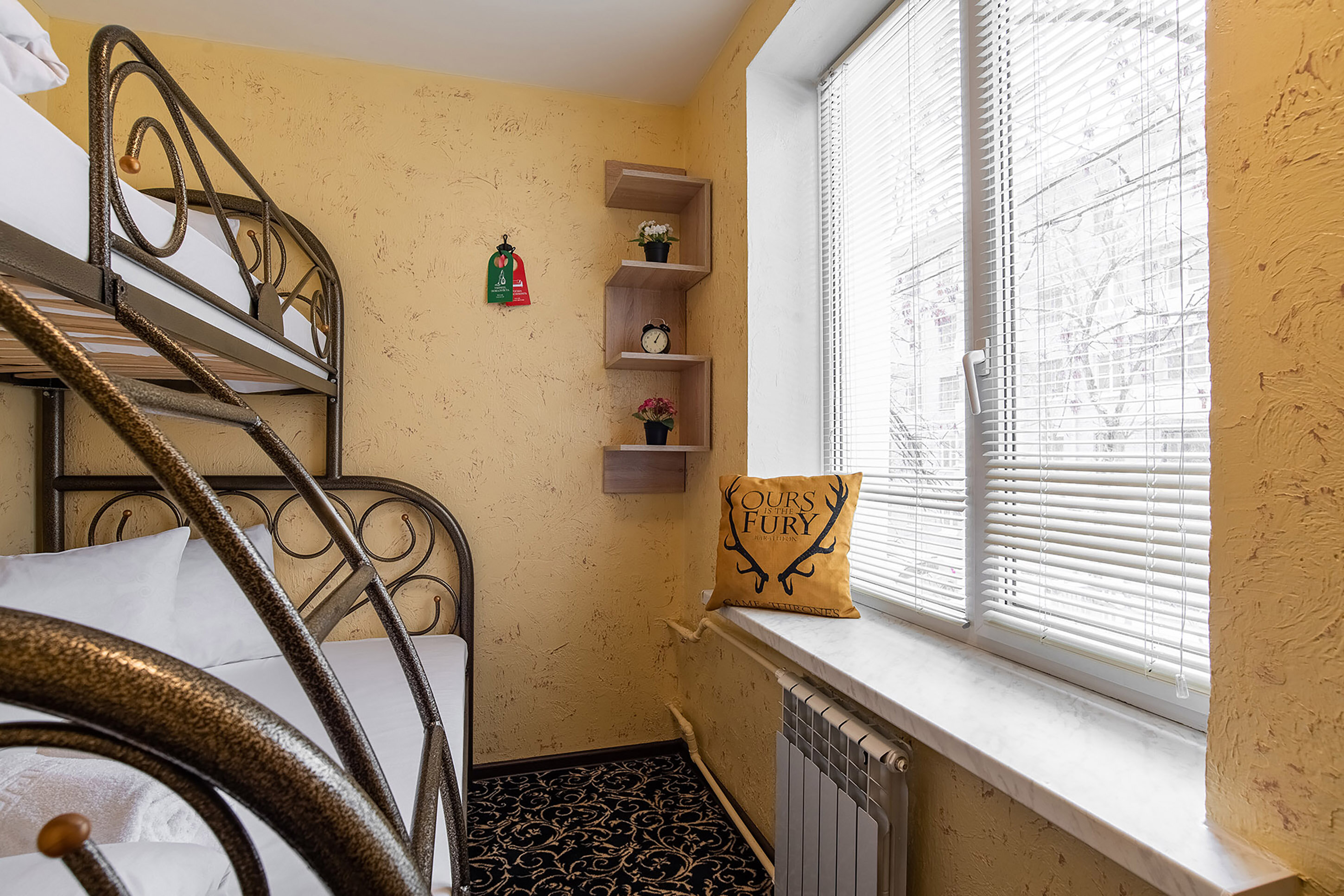 Фото Винтерфелл Москва-Сити