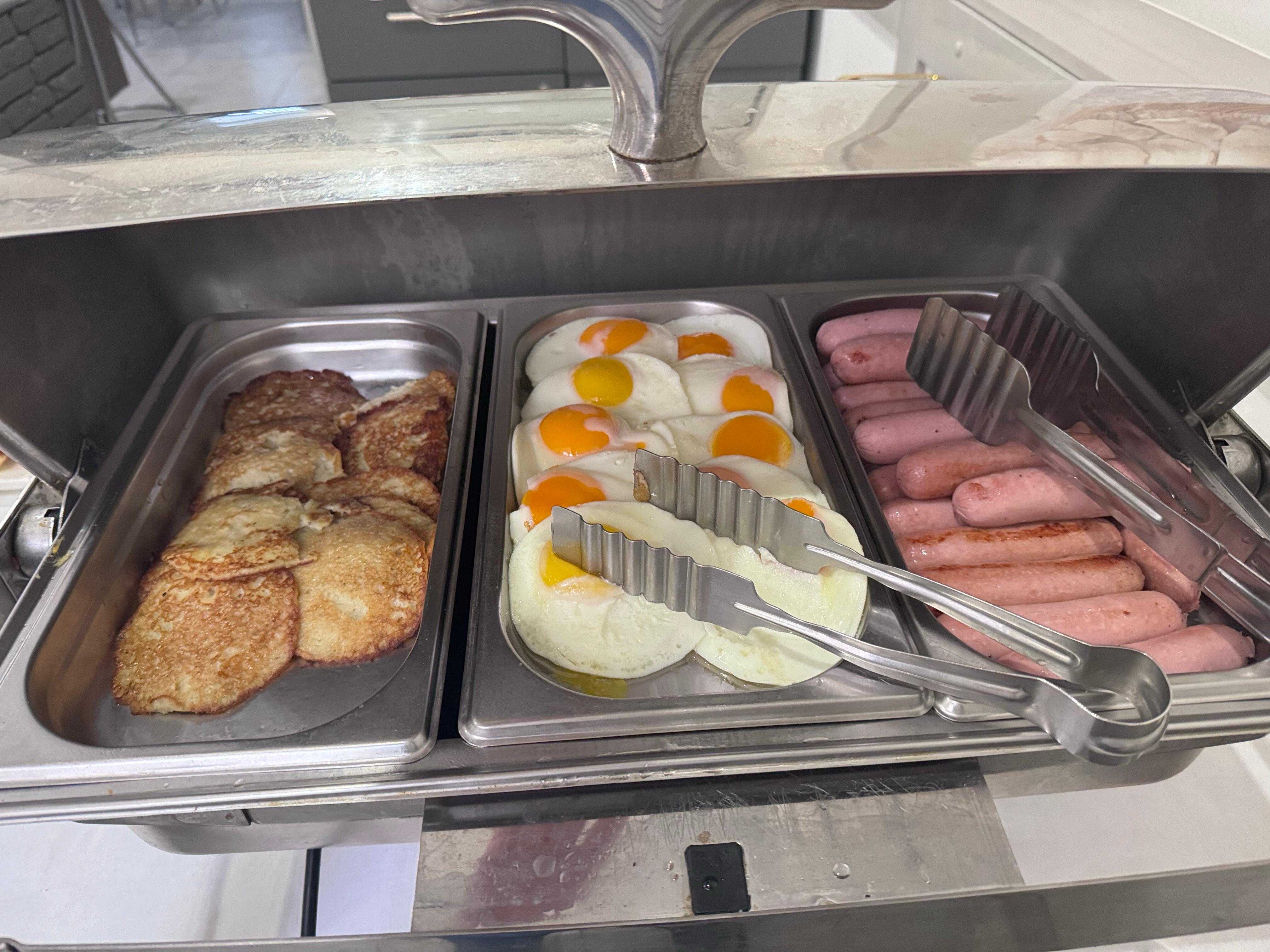 Фото Molodezhnaya