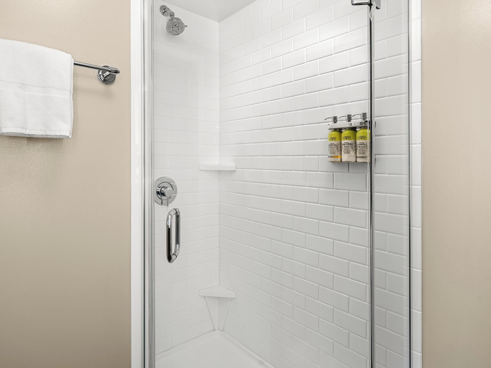 Фото Staybridge Suites Seattle - South Lake Union, an Ihg Hotel