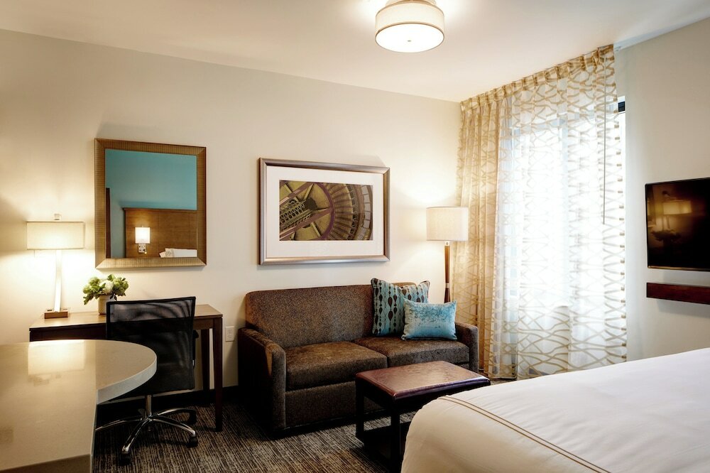 Фото Staybridge Suites Seattle - South Lake Union, an Ihg Hotel