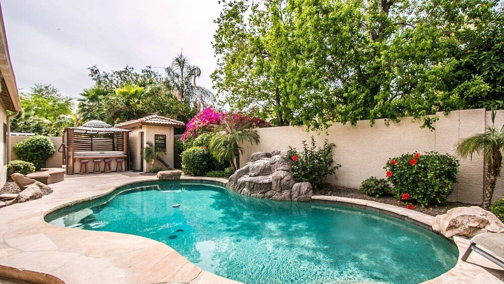 Фото Luxury Scottsdale Home W/pool and Hot Tub!