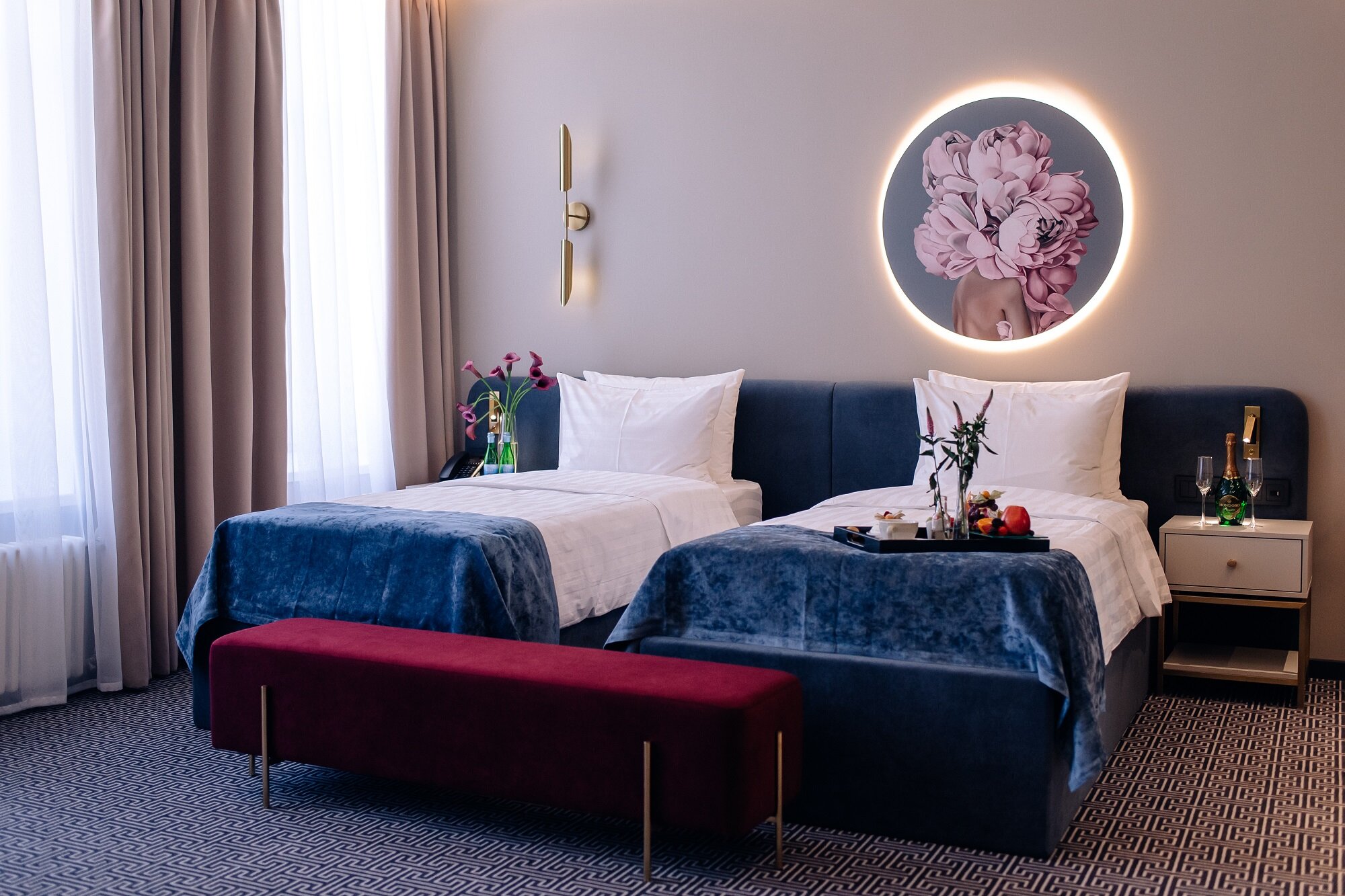 Фото отеля 2