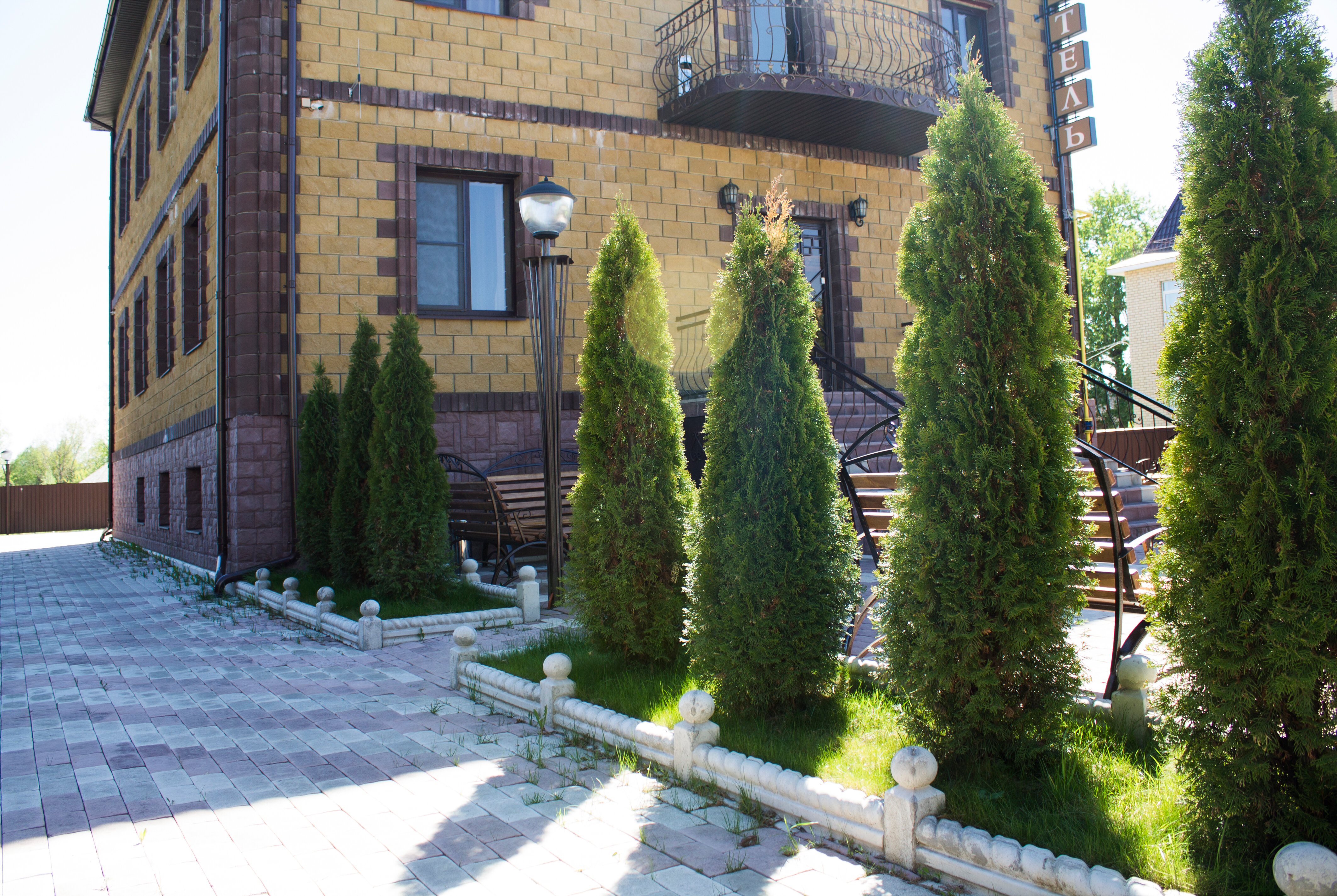 Фото отеля 2