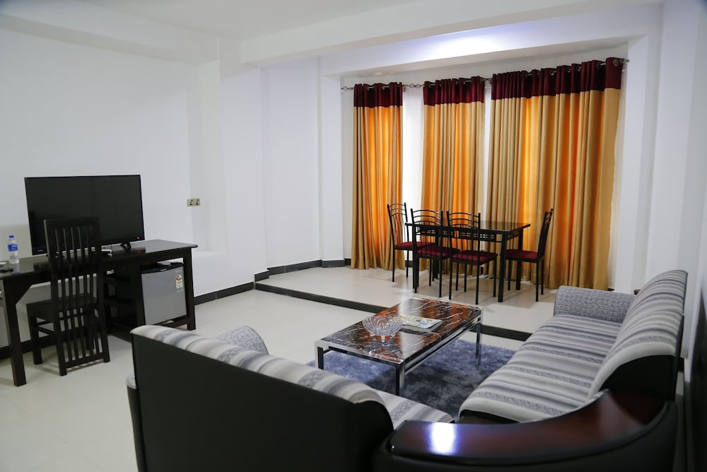 Фото Ananthi Hotels