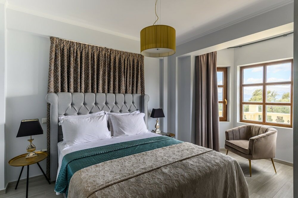 Фото Villa Filoxenia - by the sea - up to 12 guests