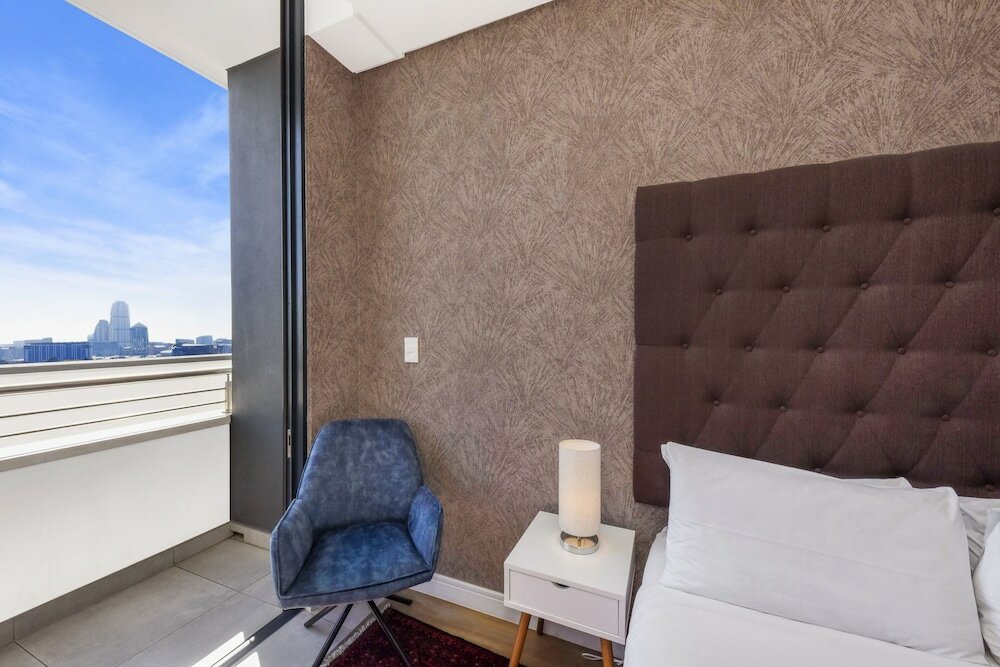 Фото Illovo Central Apartments