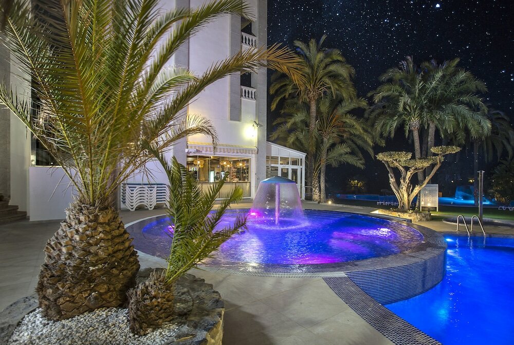 Фото Gran Hotel Las Fuentes de Fantasía Hoteles