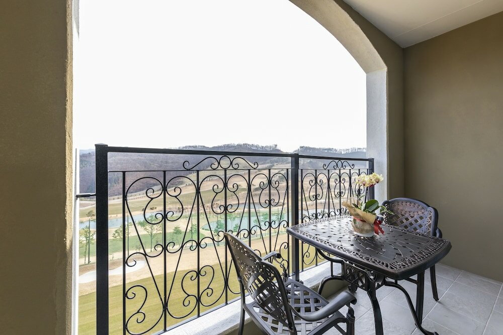 Фото Baekhak Jayuro Resort