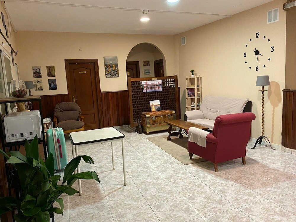 Фото Hostal Hermanos Sánchez