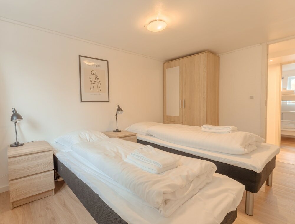 Фото Spacious 6 Bedroom Home In The Heart Of Tórshavn