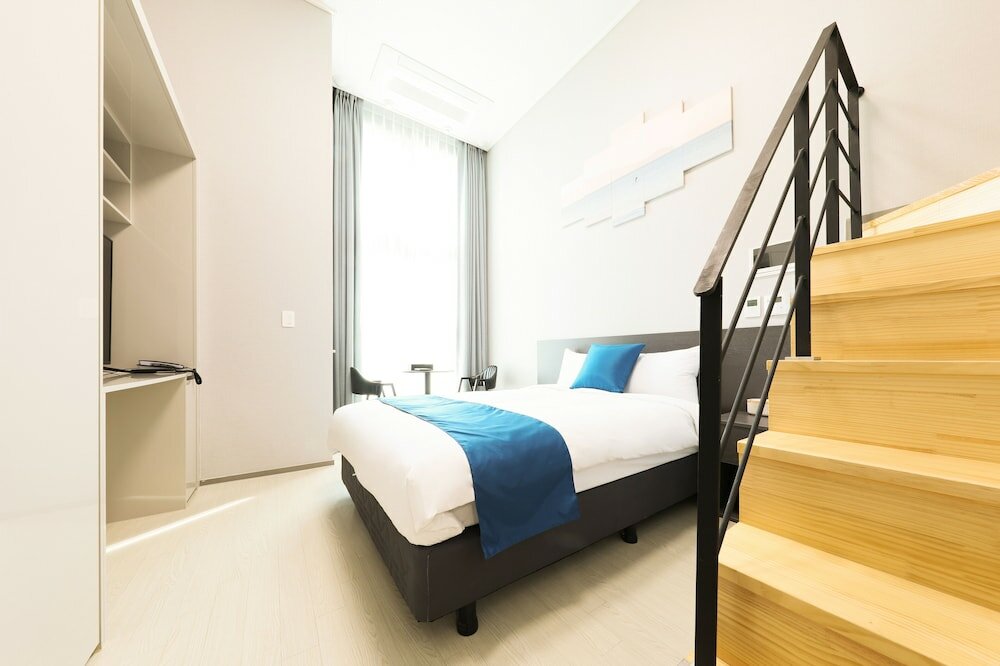 Фото Coopstay Koaroo Yeosu