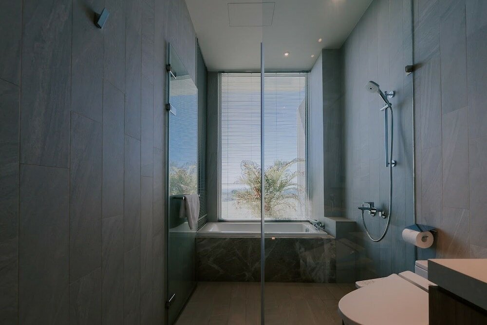 Фото Sunlight on the peninsula