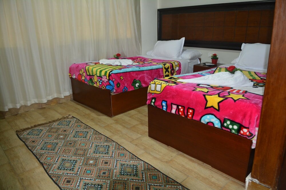 Фото Wassim Boutique