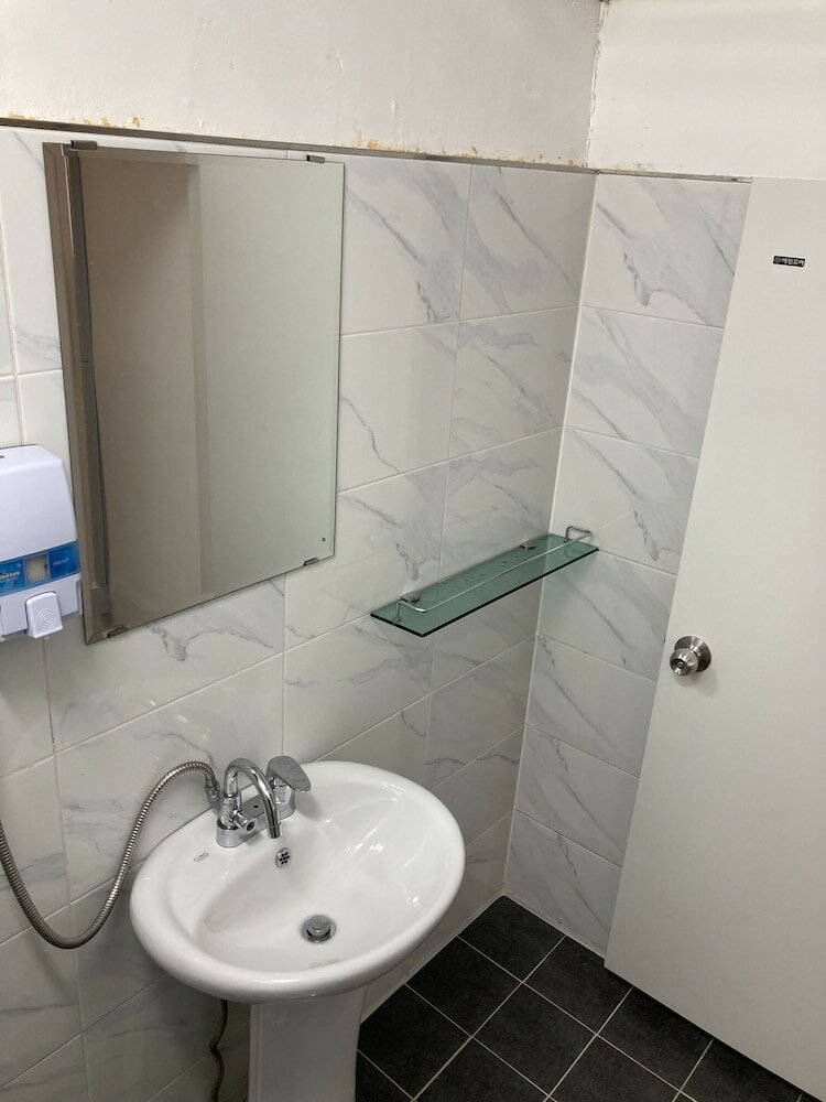 Фото Itaewon Yellow Guesthouse