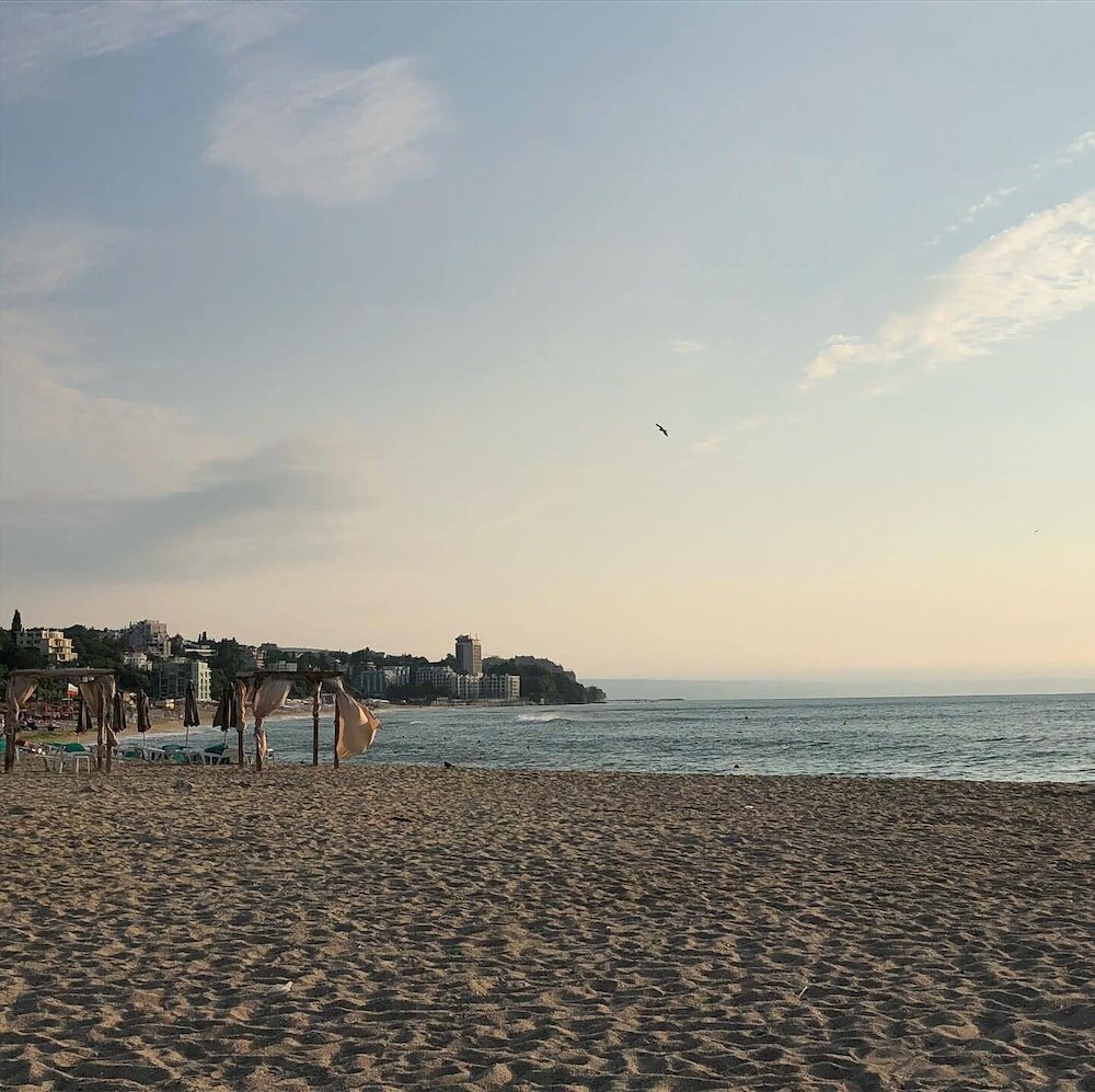 Фото Sunny Suites by Casa Del Mare