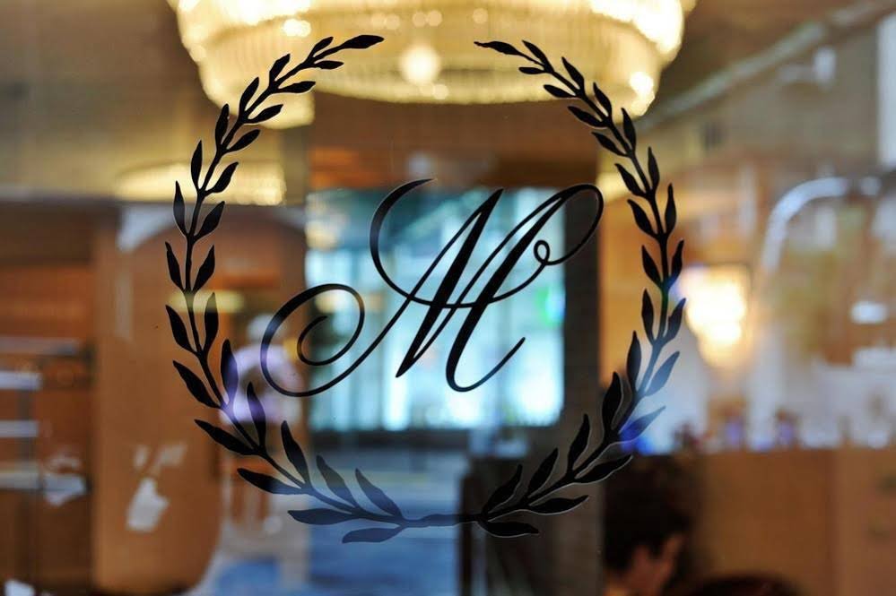 Фото Murray Hill East Suites