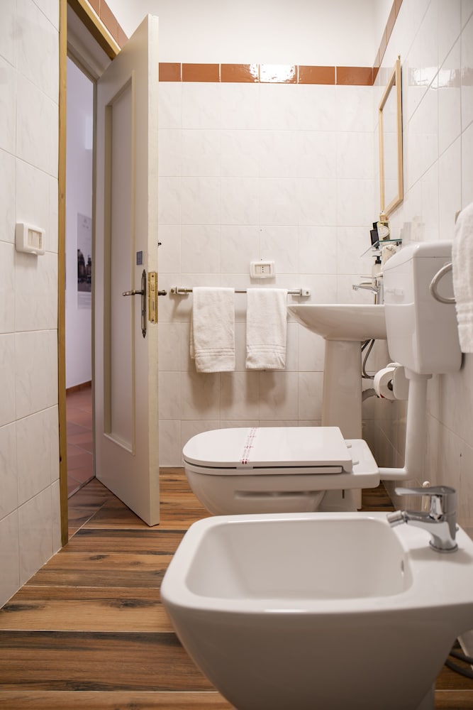 Фото Ballarò Hotel