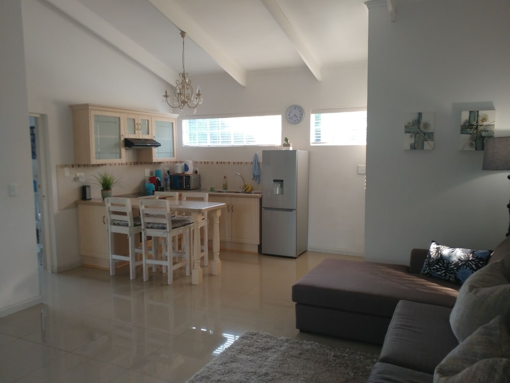 Фото Pepper Tree BnB