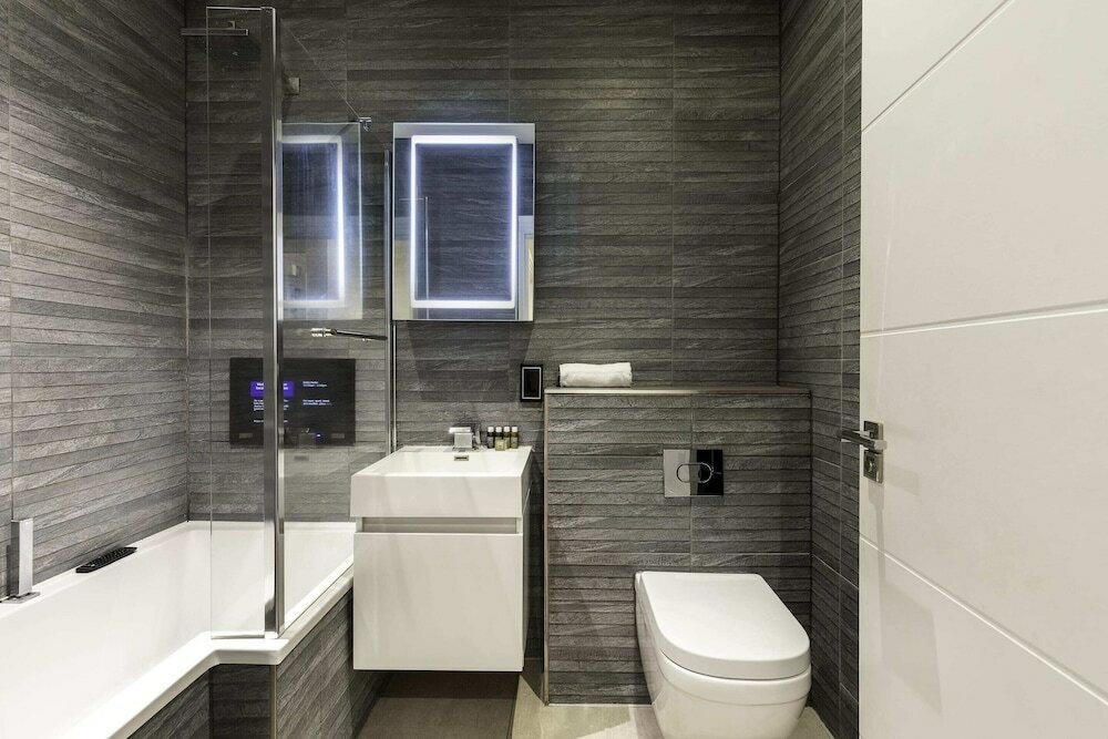 Фото Beautiful One Bed Abode In East Putney