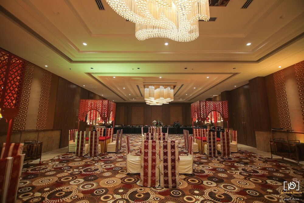 Фото The Lalita Grand