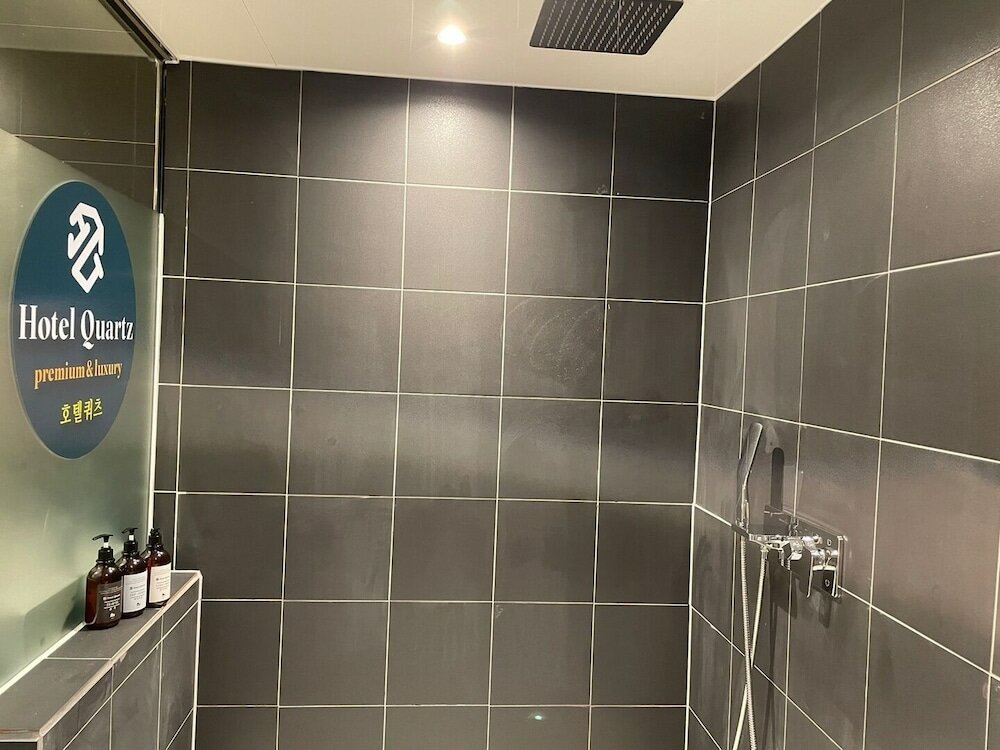 Фото Hotel Quartz