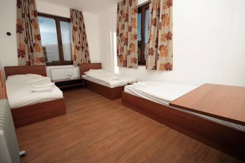 Фото Yan BibiYan Guest House