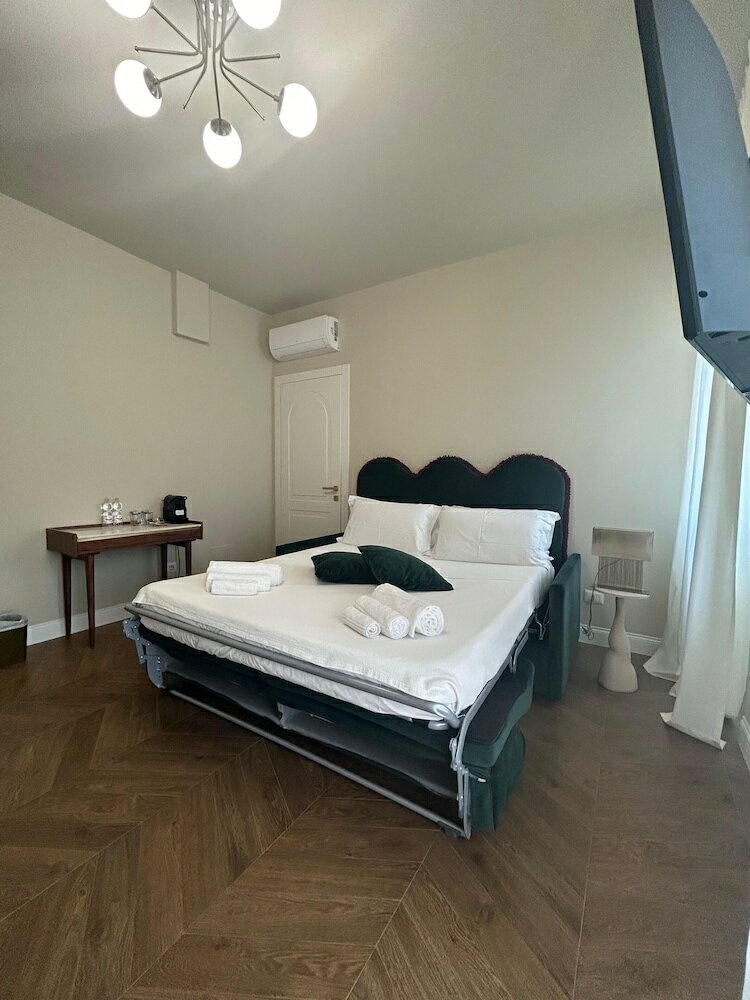 Фото Daplace - Corso Sempione Suites