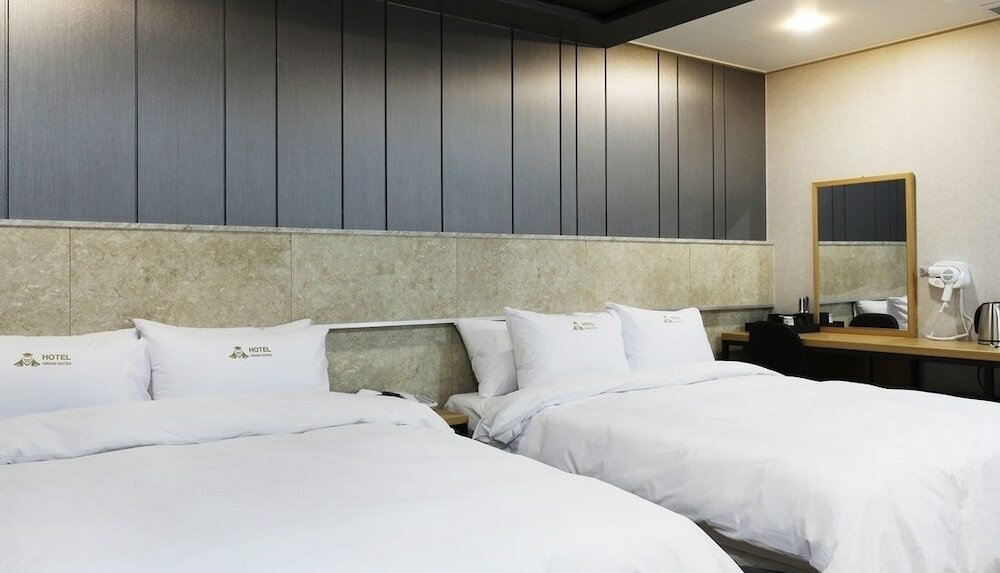 Фото Hotel Grand Suite