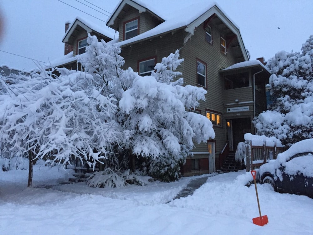 Фото Portland International Guesthouse