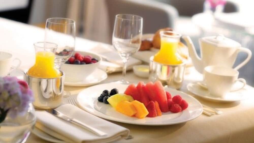 Фото Wellton Riga Hotel & SPA