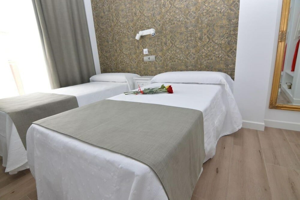 Фото Hotel Castillo Benidorm