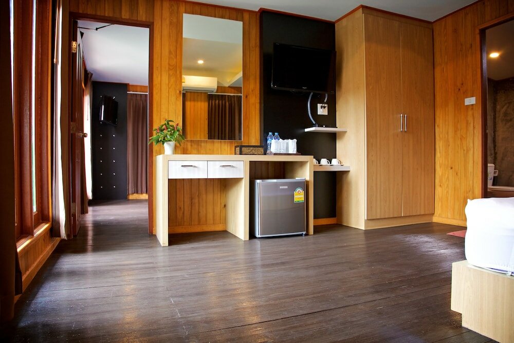 Фото Poohbar Resort & Lotusdive