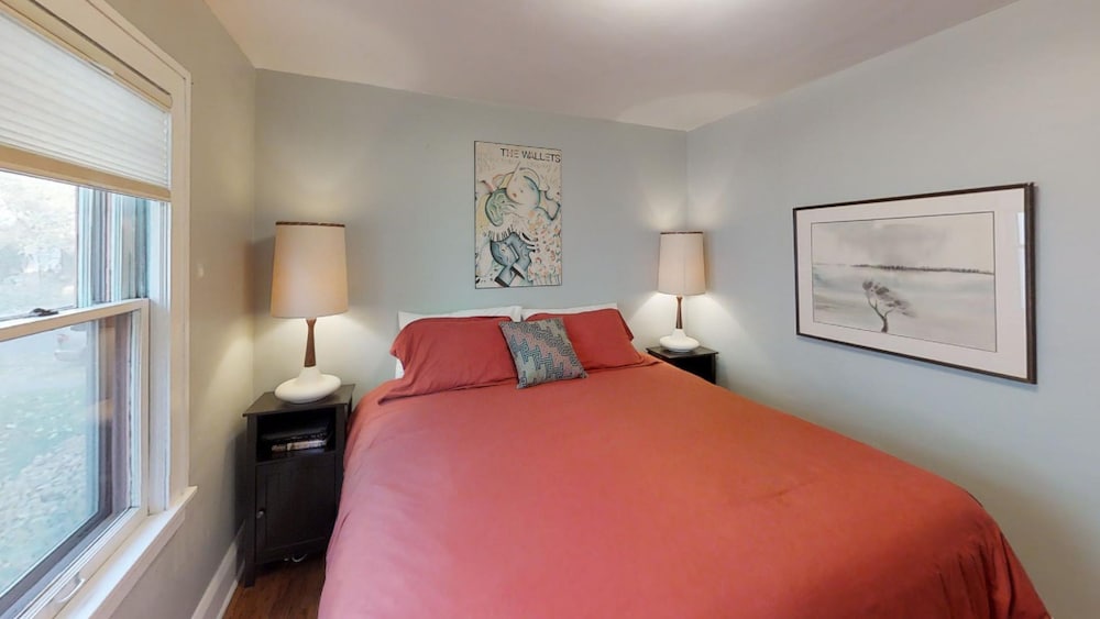 Фото Longfellow Chic