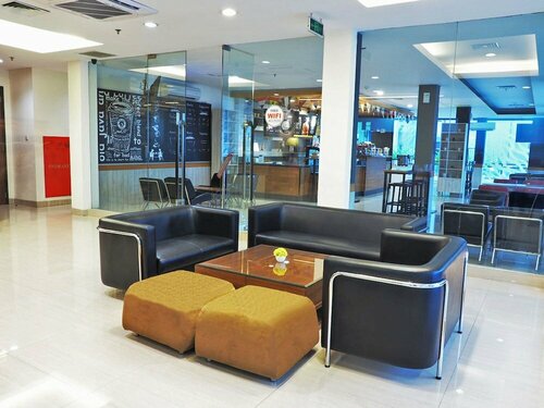 Гостиница D'primahotel ITC Mangga Dua в Джакарте