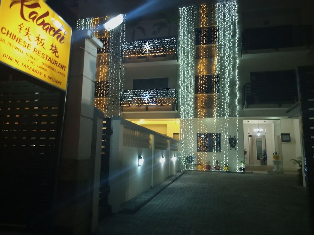 Фото отеля 1