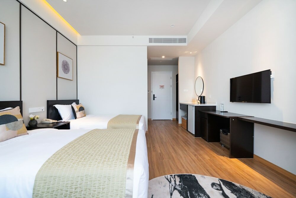 Фото Suisse Place Shanghai