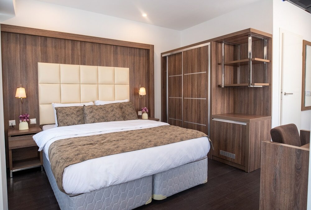 Фото Hotel Cataleya Bv