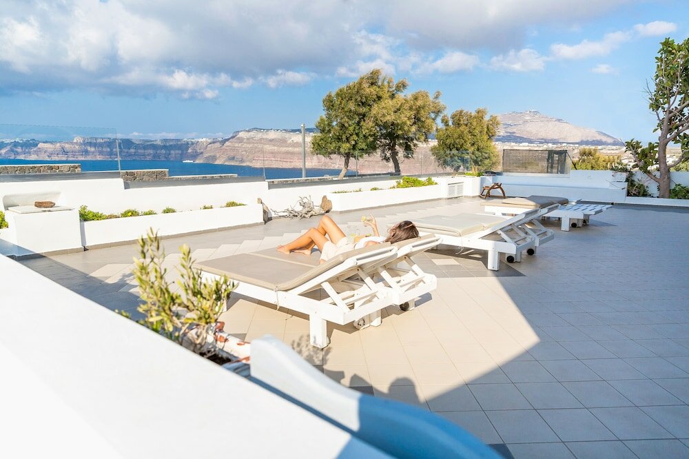 Фото Acrothea Suites & Villas