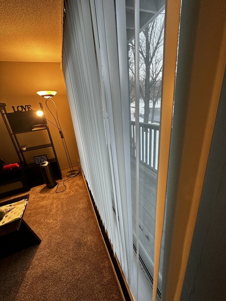 Фото 2 Br con patio por el centro comercial