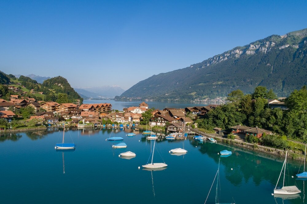 Фото Lake Lodge Hostel